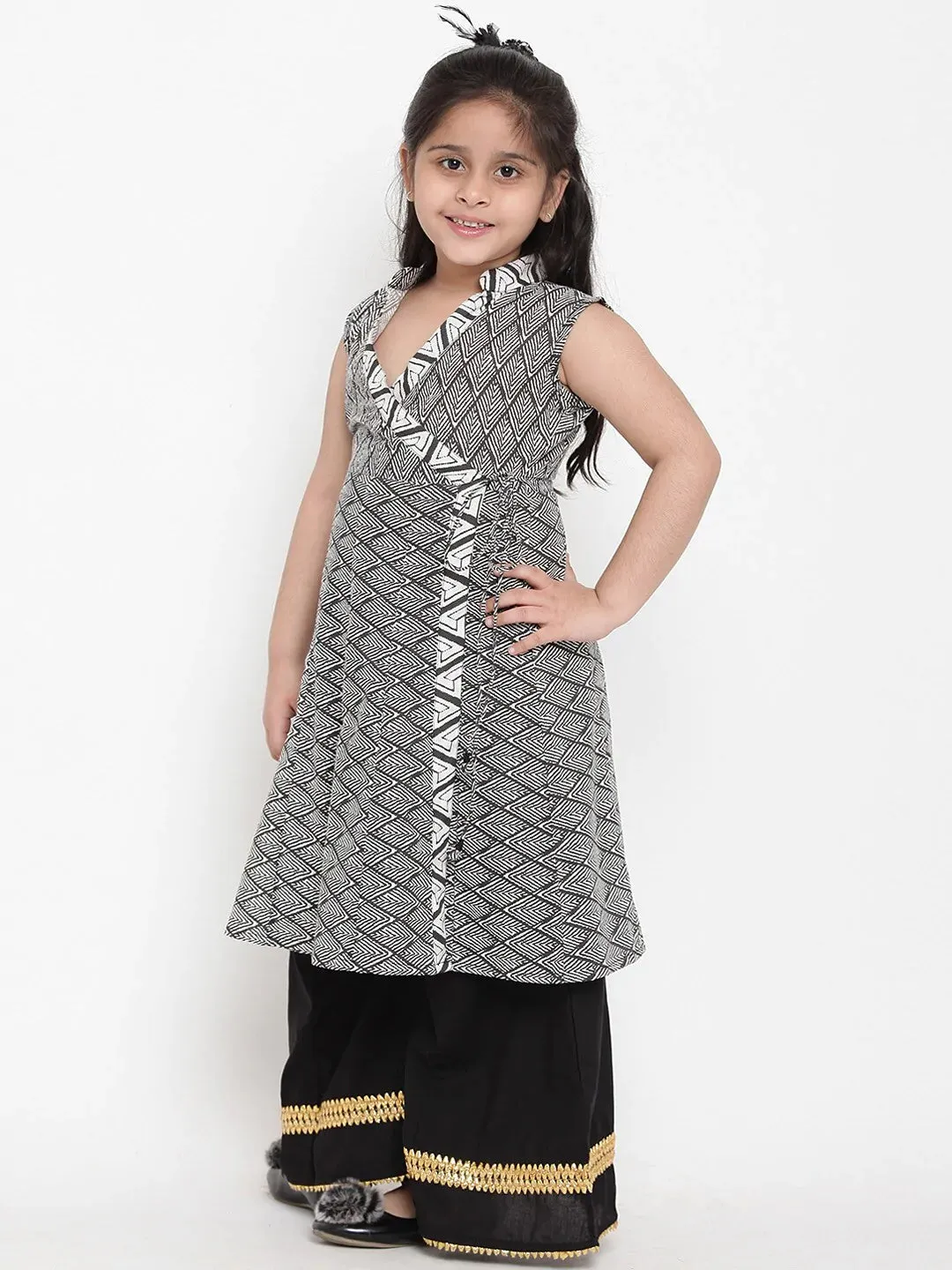 Girls Black Printed Kurta With Palazzos