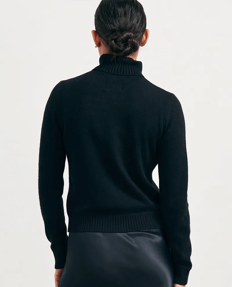 Jumper1234 Lightweight Black Rollneck Knit