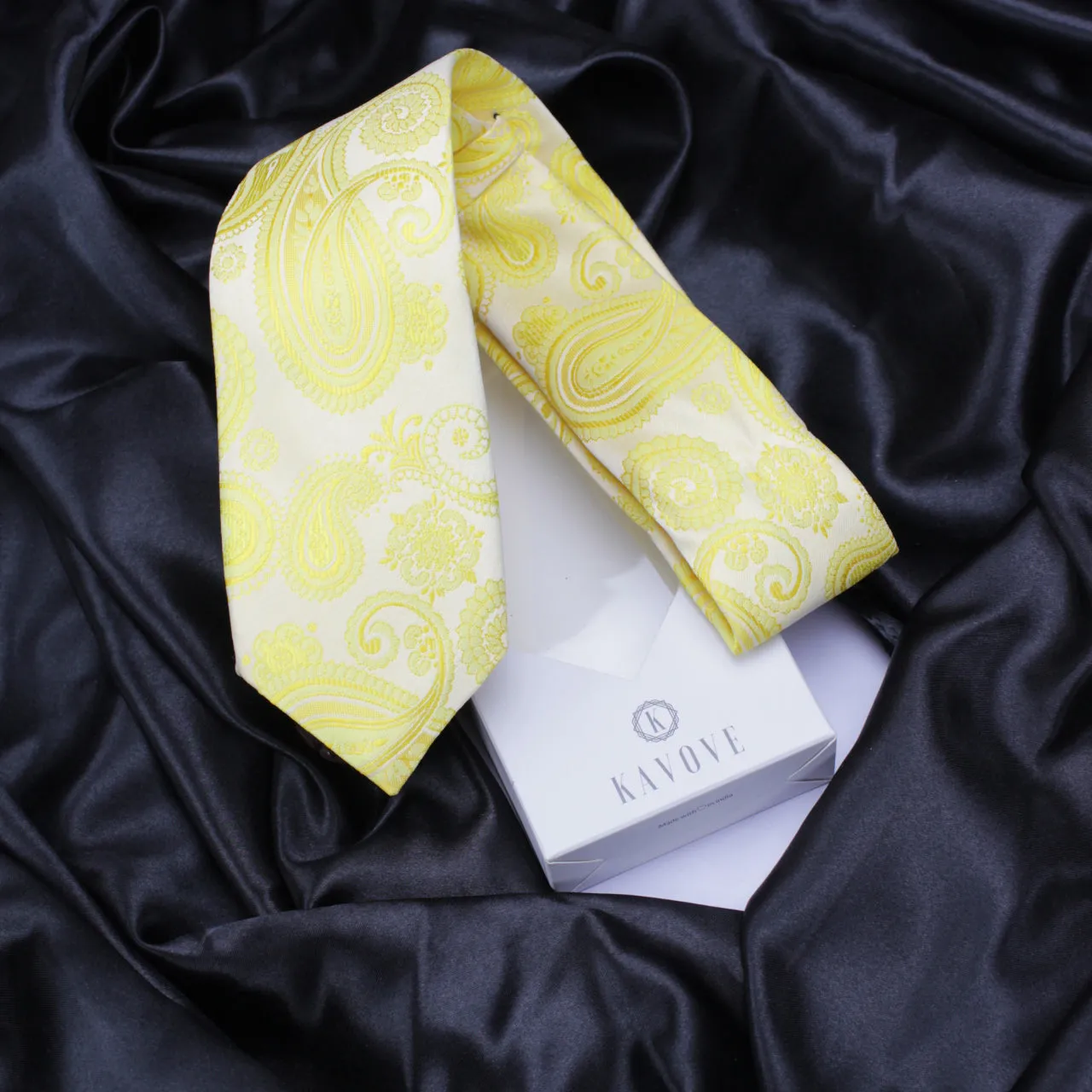 Kovove Yellow Paisley Neck Tie For Men