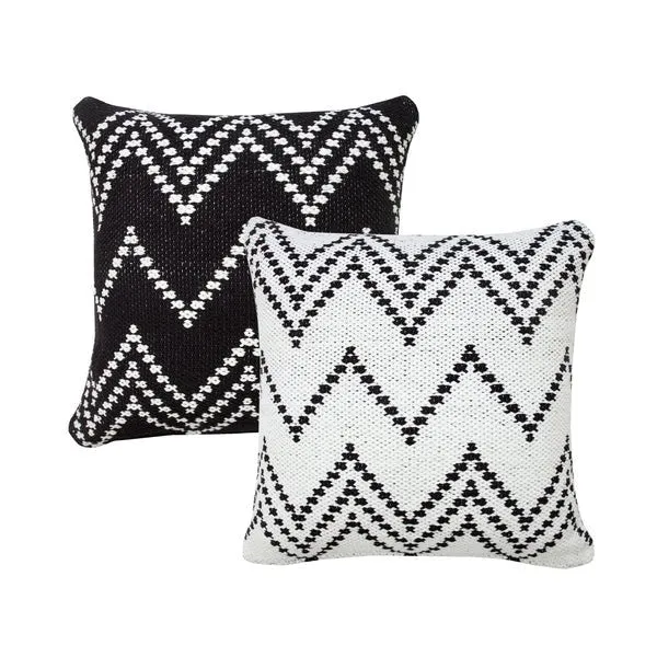 Modern Motif 07754WHT White Pillow