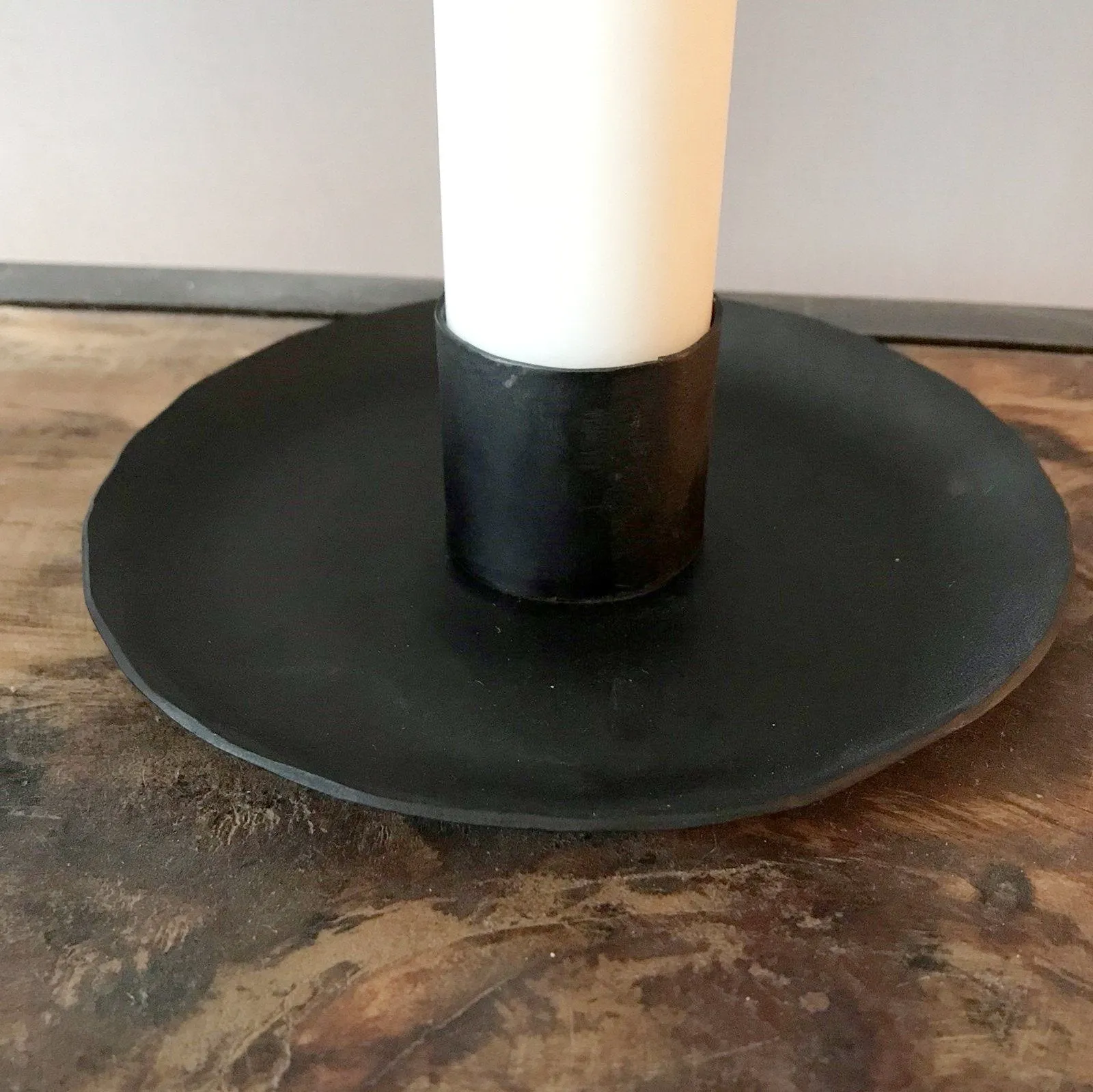 Simple Black Hand-Forged Iron Candleholder for 40mm Diameter Candle