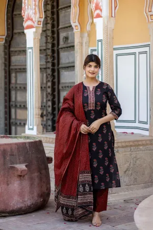 Women Black & Maroon Floral Printed Straight Kurta With Palzzo And Dupatta