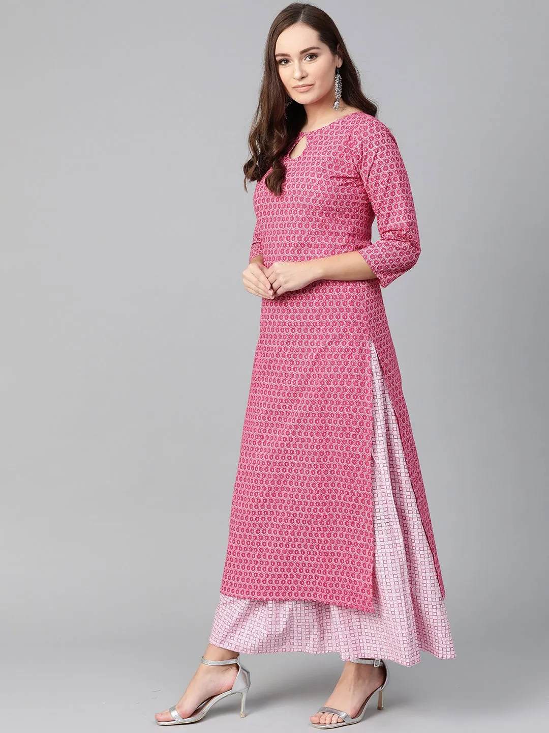 Women Pink & White Straight Floral Printed Kurta And Skirt Set