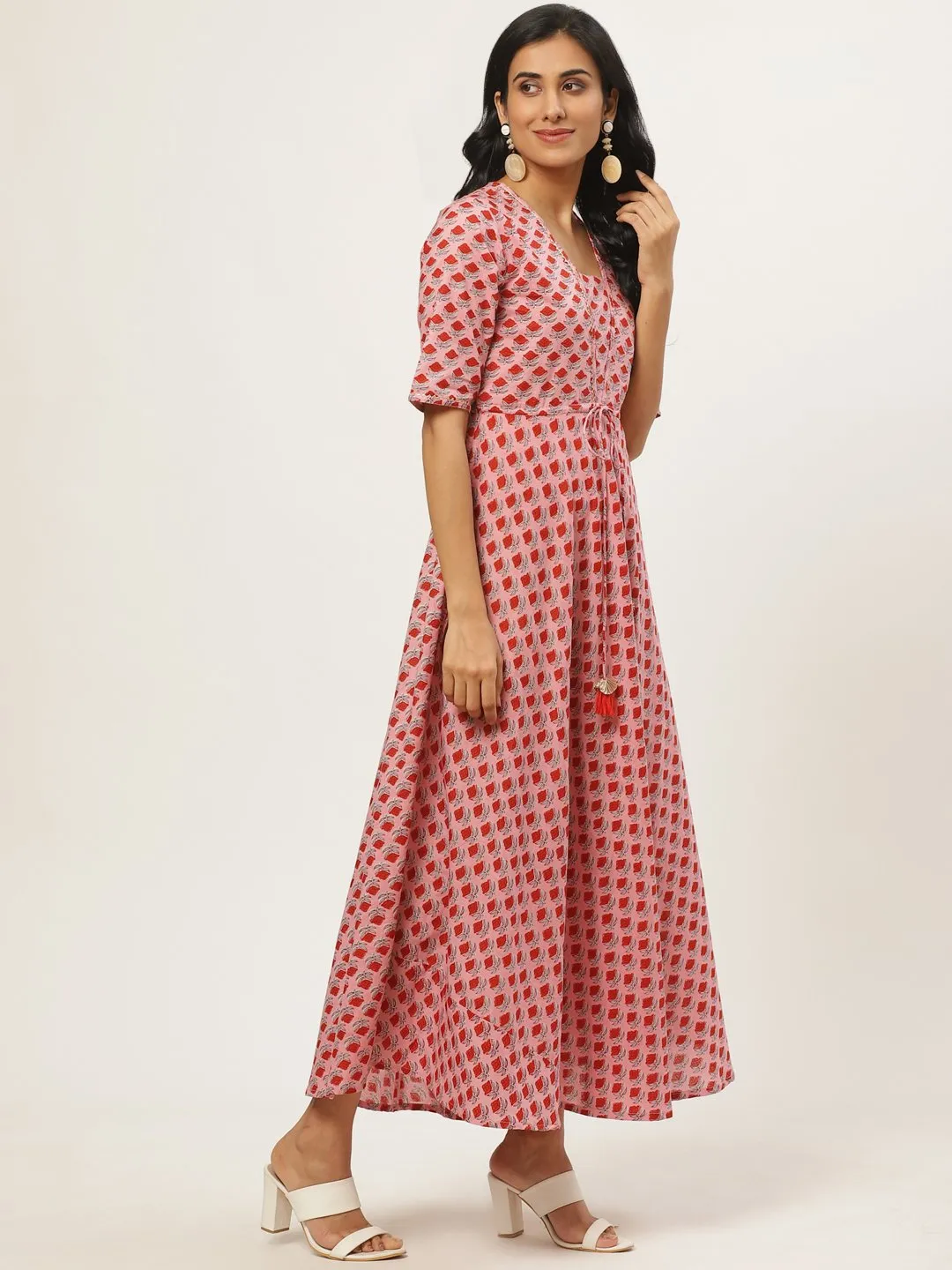 Women Pink Floral Printed Square Neck Cotton Fit And Flare Dress